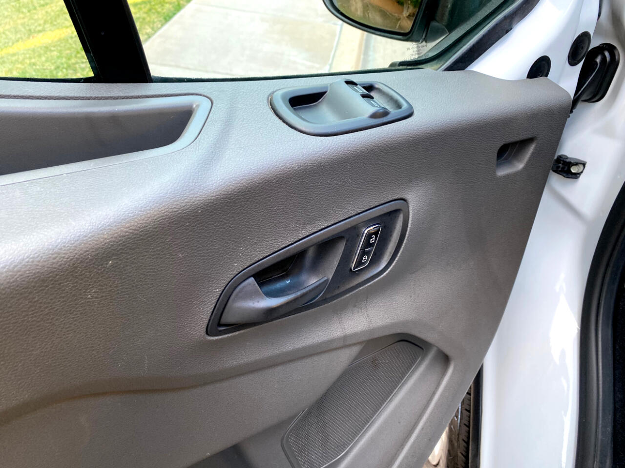 Ford Transit Passenger Wagon T-350 148" Low Roof XLT RWD 2023