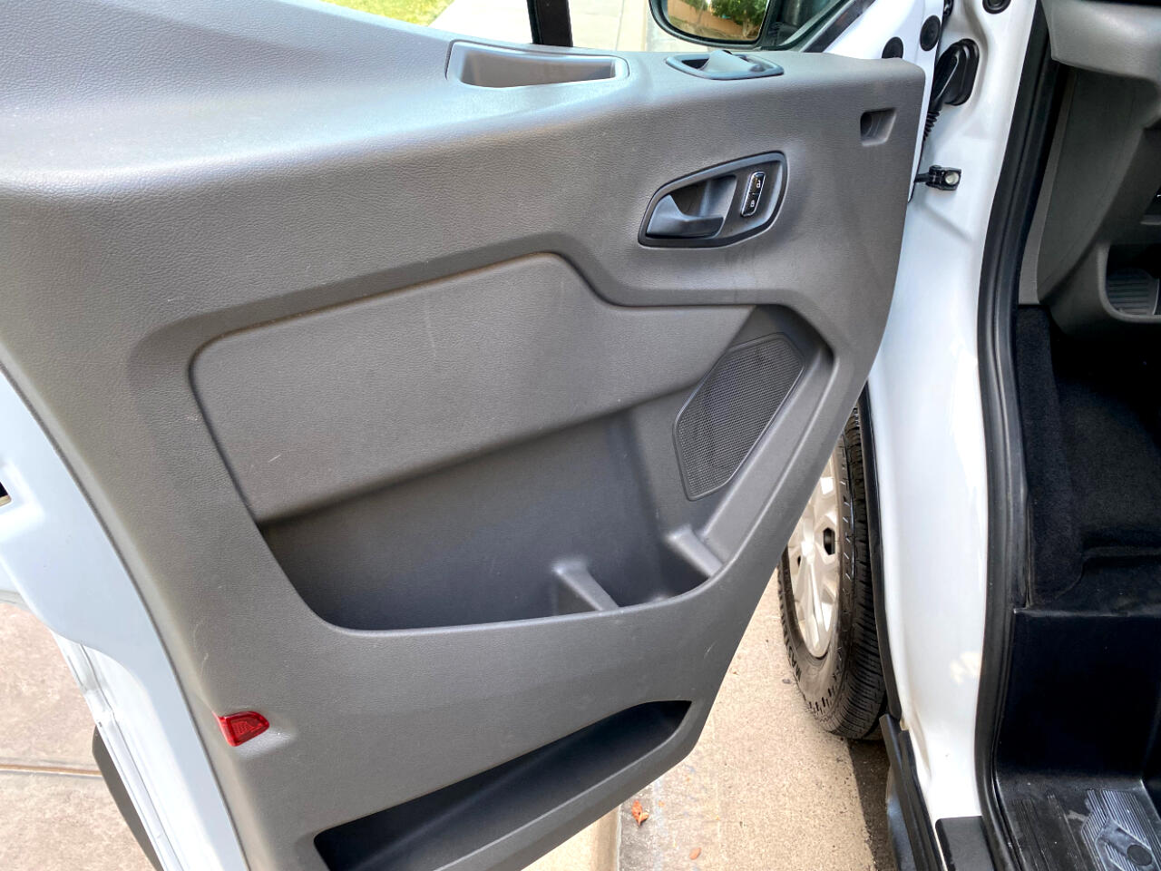 Ford Transit Passenger Wagon T-350 148" Low Roof XLT RWD 2023