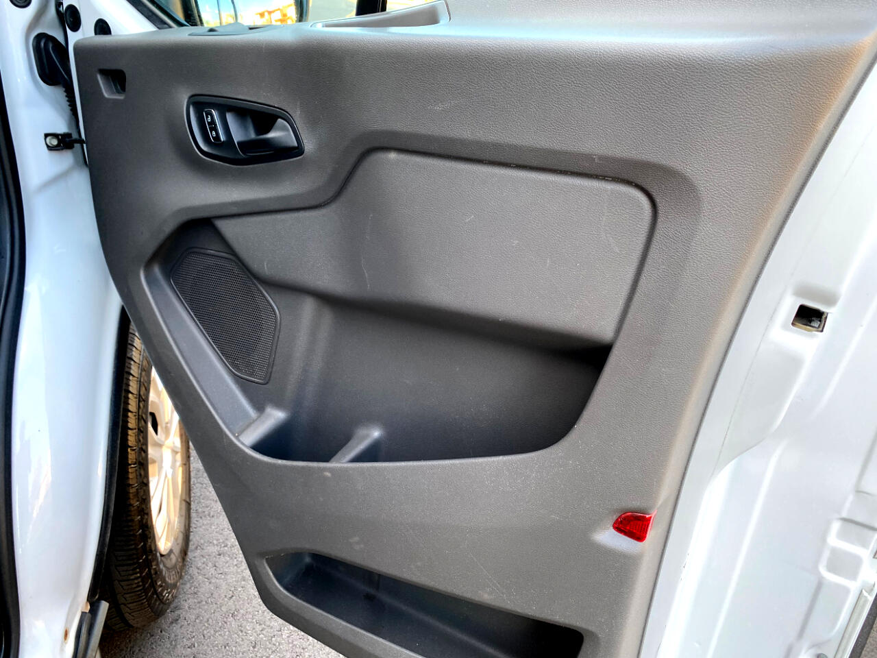 Ford Transit Passenger Wagon T-350 148" Low Roof XLT RWD 2023