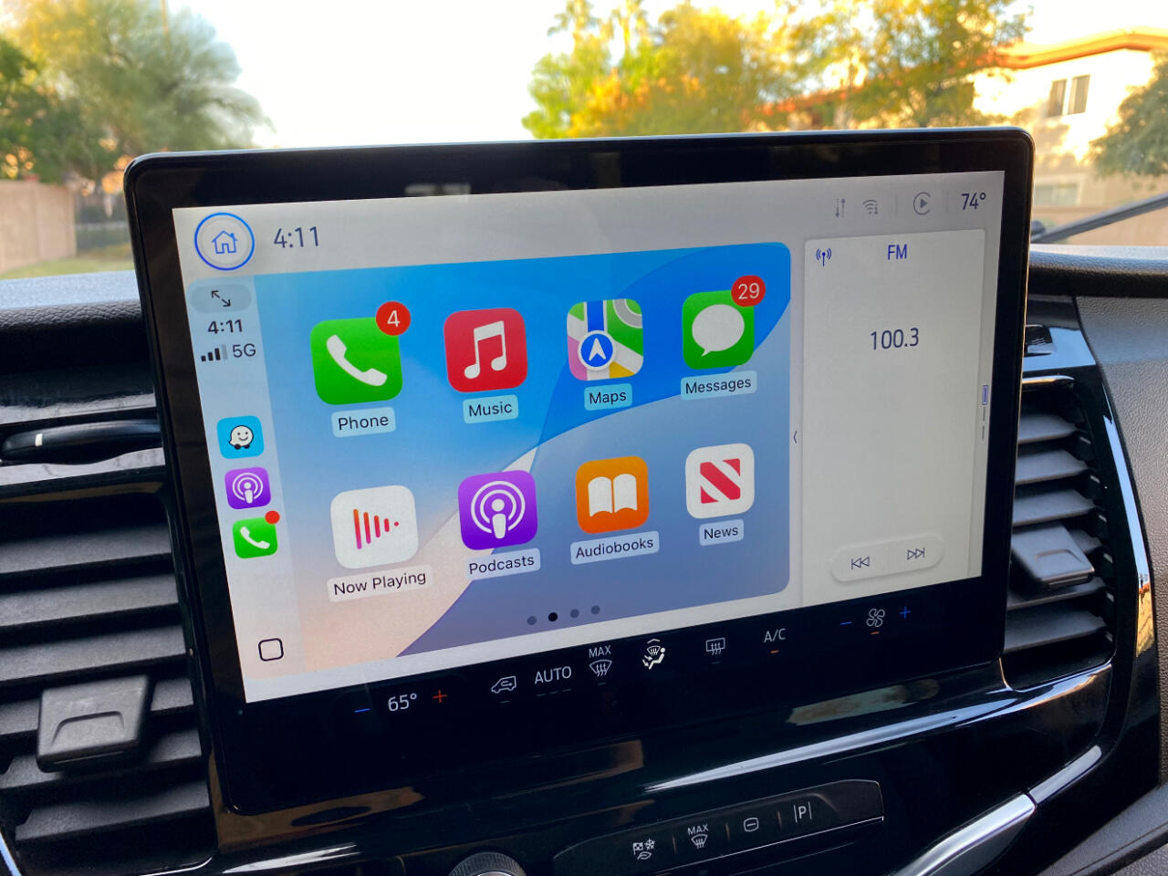 Ford Transit Passenger Wagon T-350 148" Low Roof XLT RWD 2023