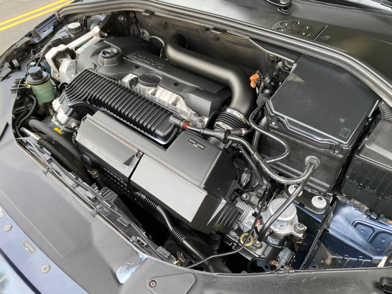 Volvo S60 FWD 4dr Sdn T5 2012