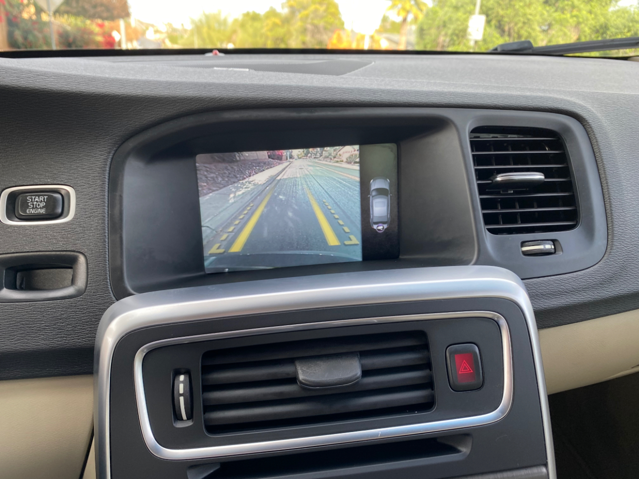 Volvo S60 FWD 4dr Sdn T5 2012