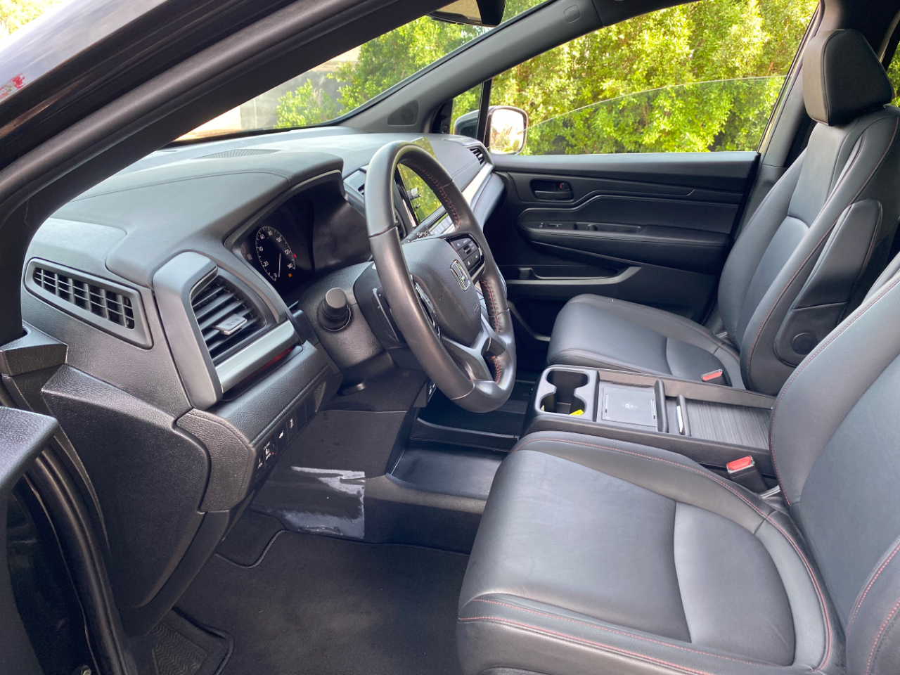 Honda Odyssey Sport-L Auto 2025