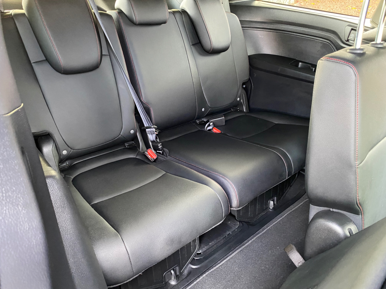 Honda Odyssey Sport-L Auto 2025