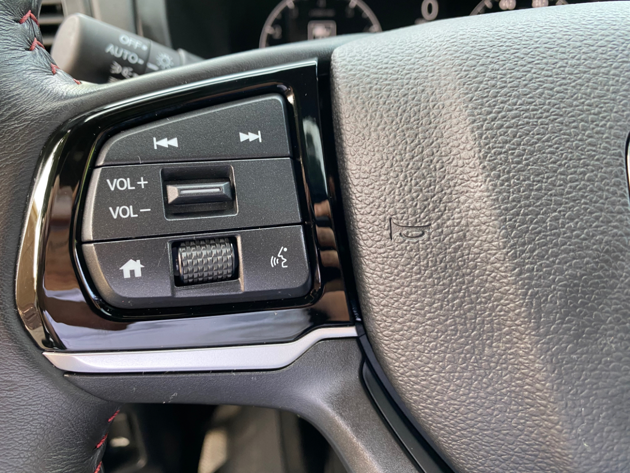 Honda Odyssey Sport-L Auto 2025