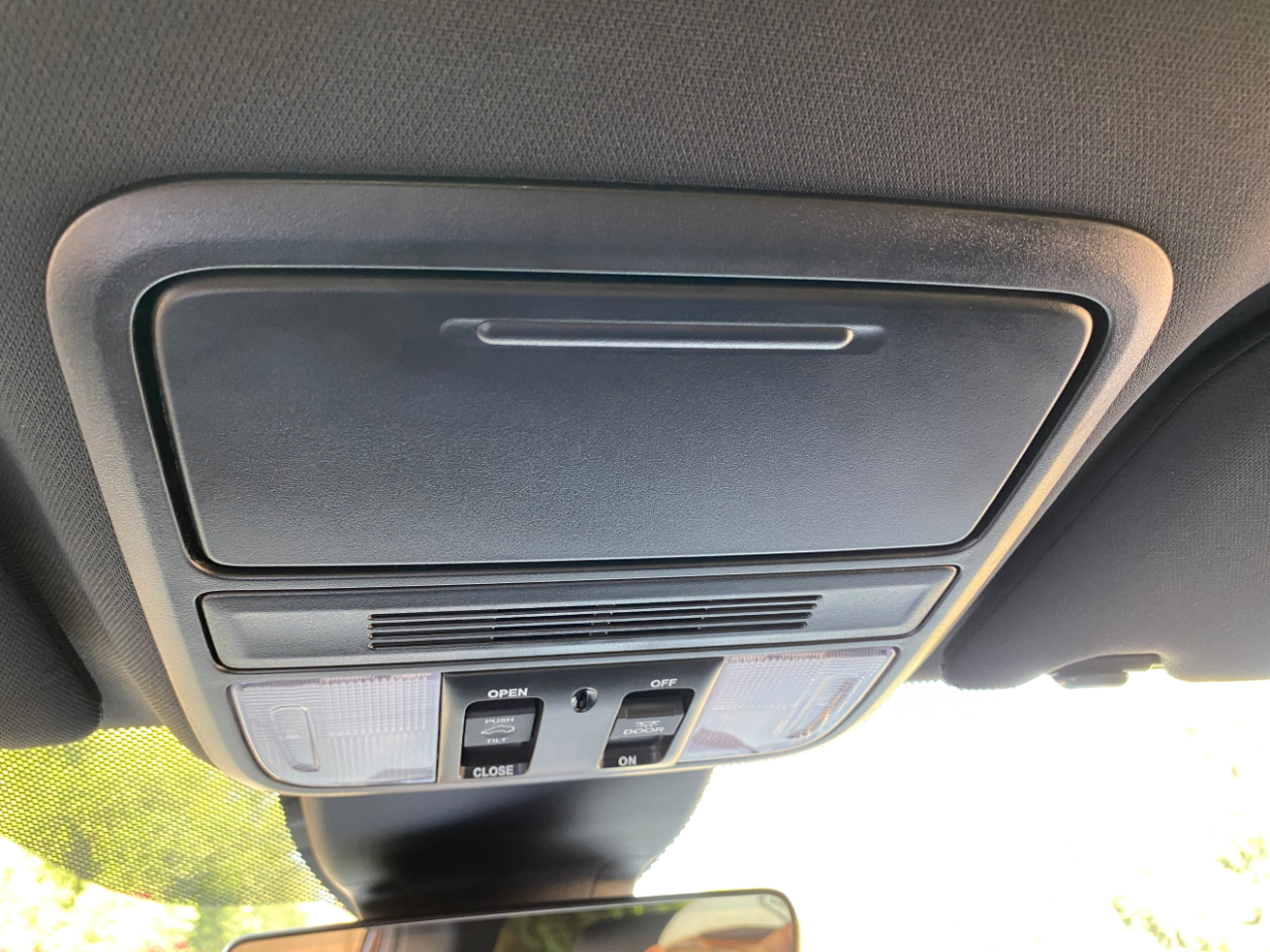 Honda Odyssey Sport-L Auto 2025