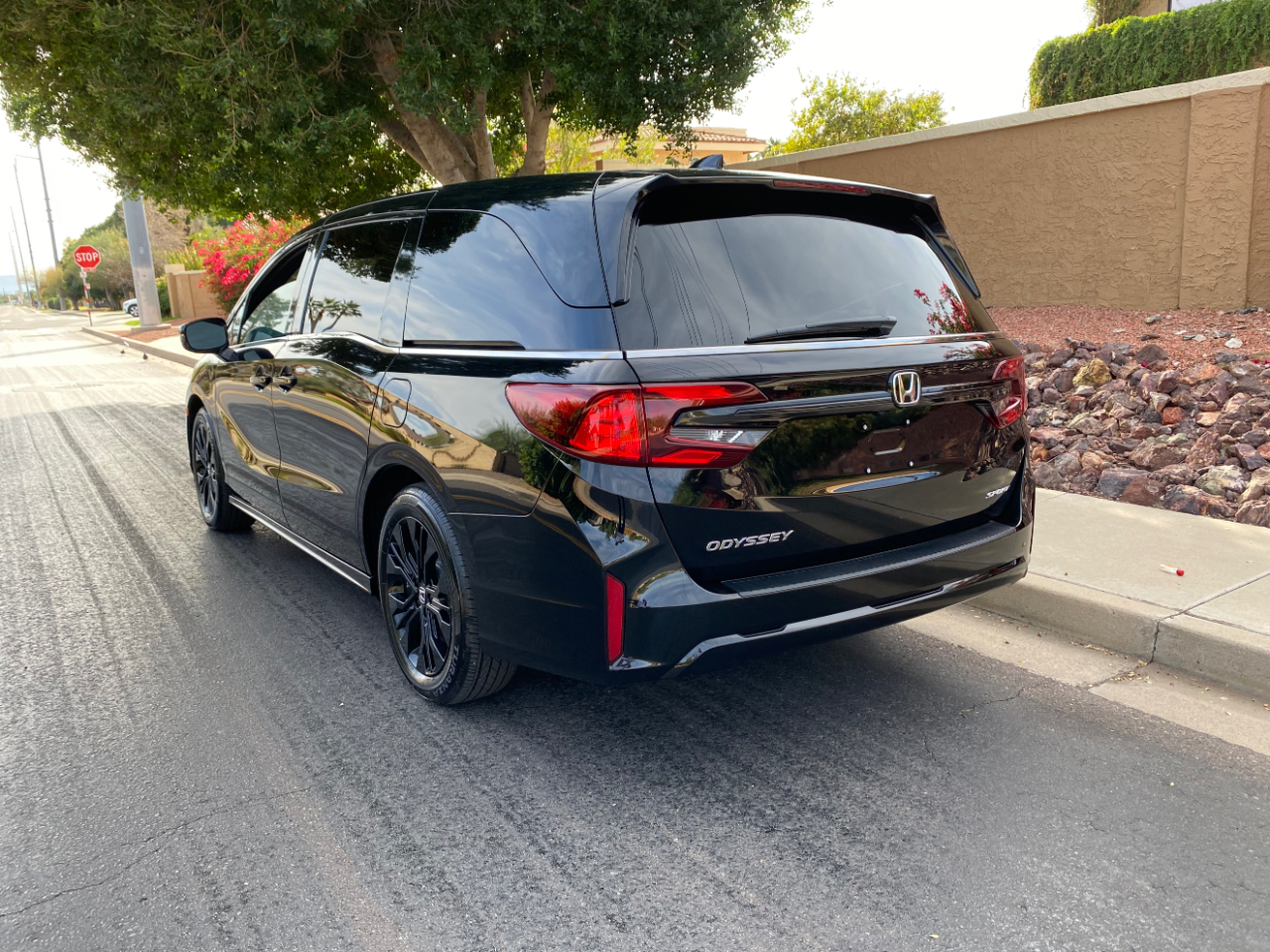 Honda Odyssey Sport-L Auto 2025