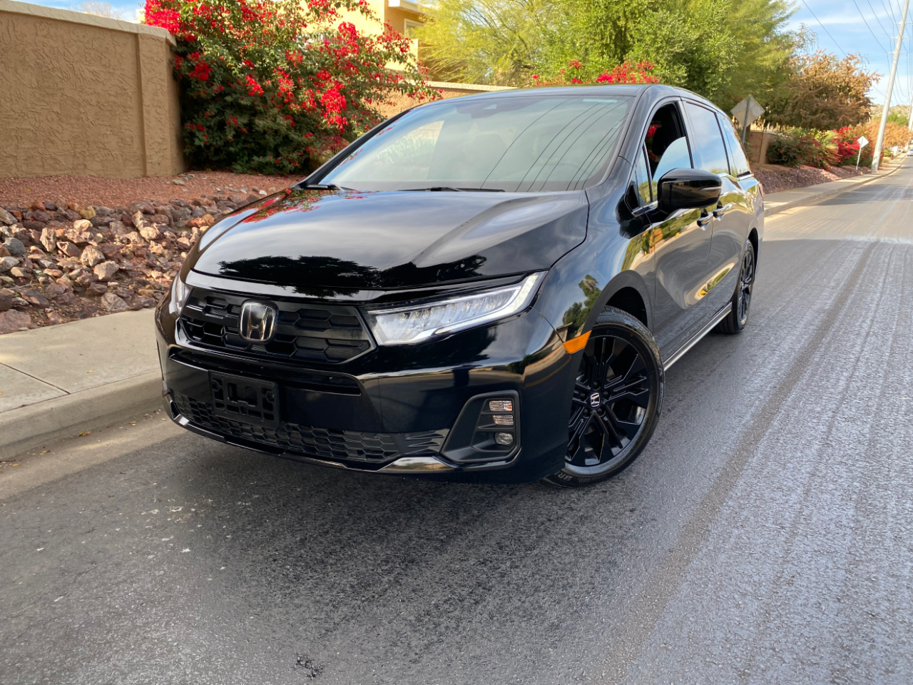 Honda Odyssey Sport-L Auto 2025