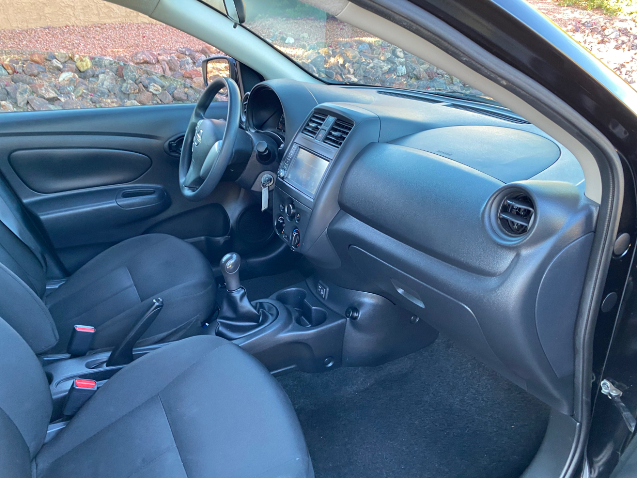 Nissan Versa Sedan S Manual 2019