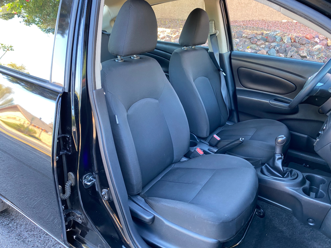 Nissan Versa Sedan S Manual 2019