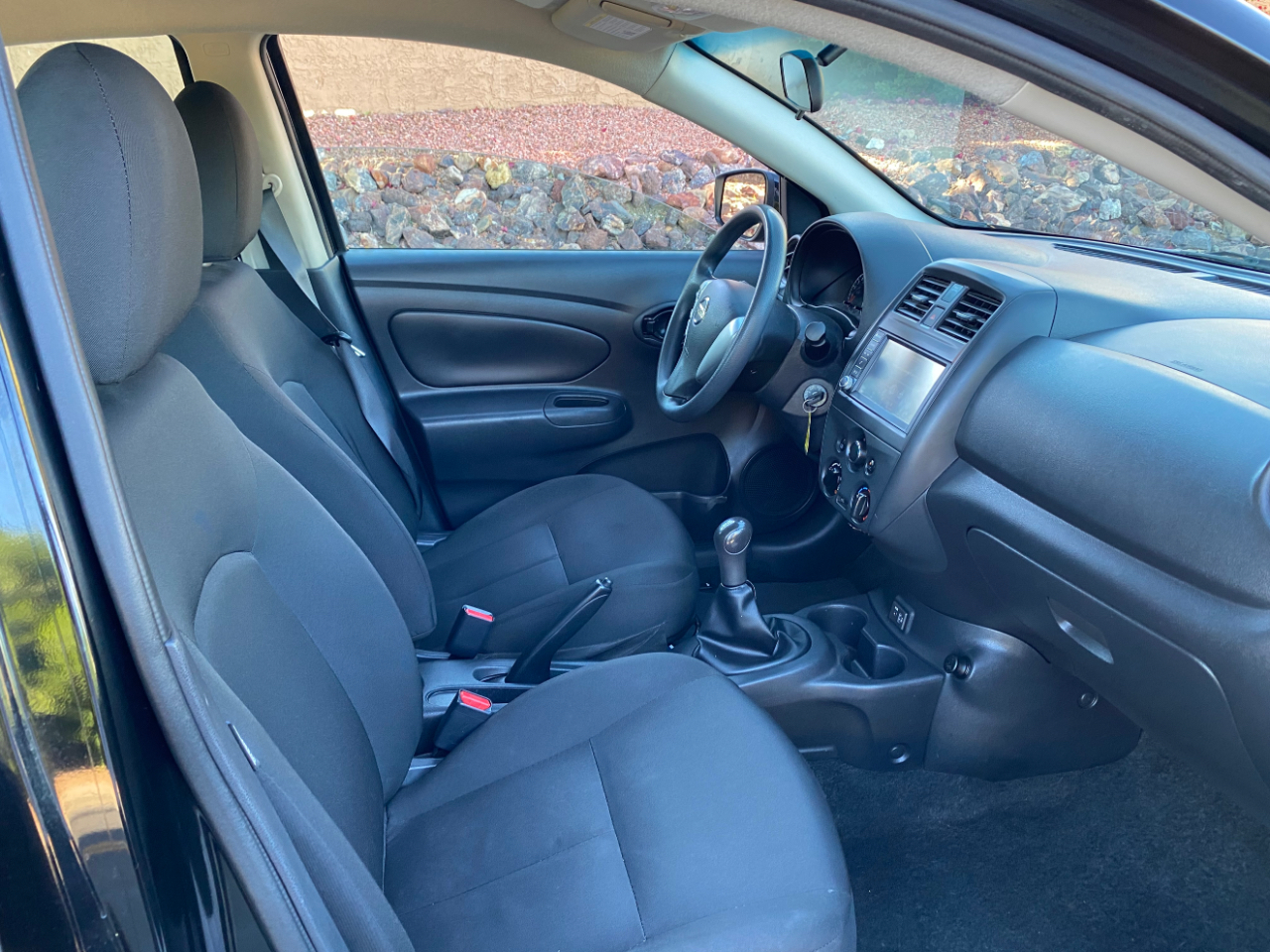 Nissan Versa Sedan S Manual 2019