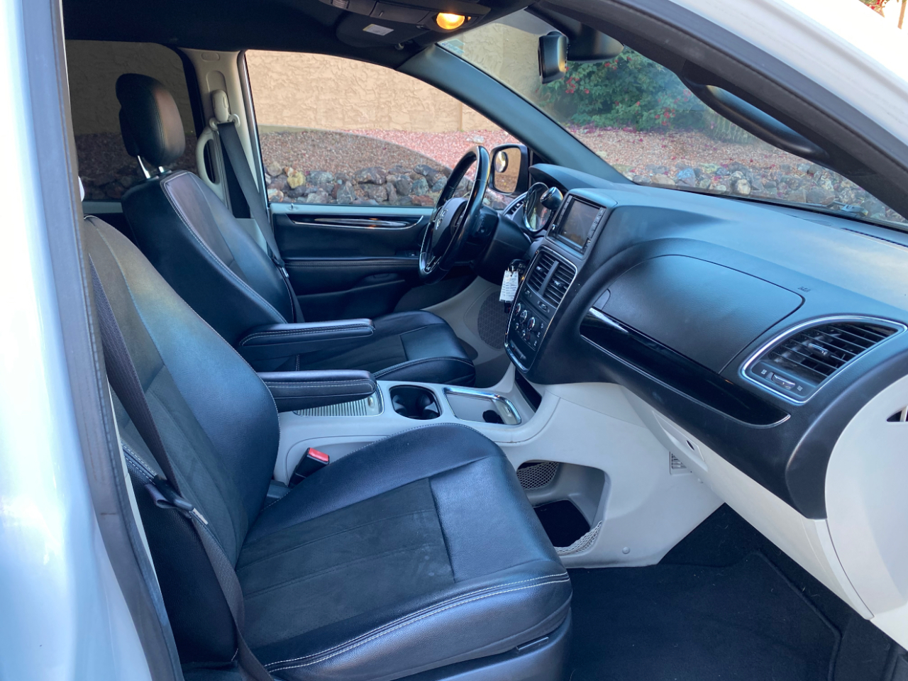 Dodge Grand Caravan SXT Wagon 2019