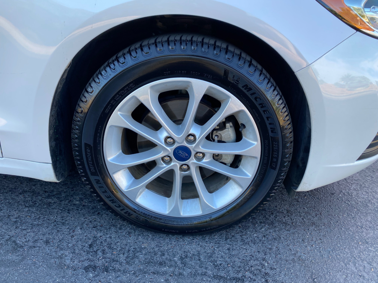 Ford Fusion SE FWD 2019