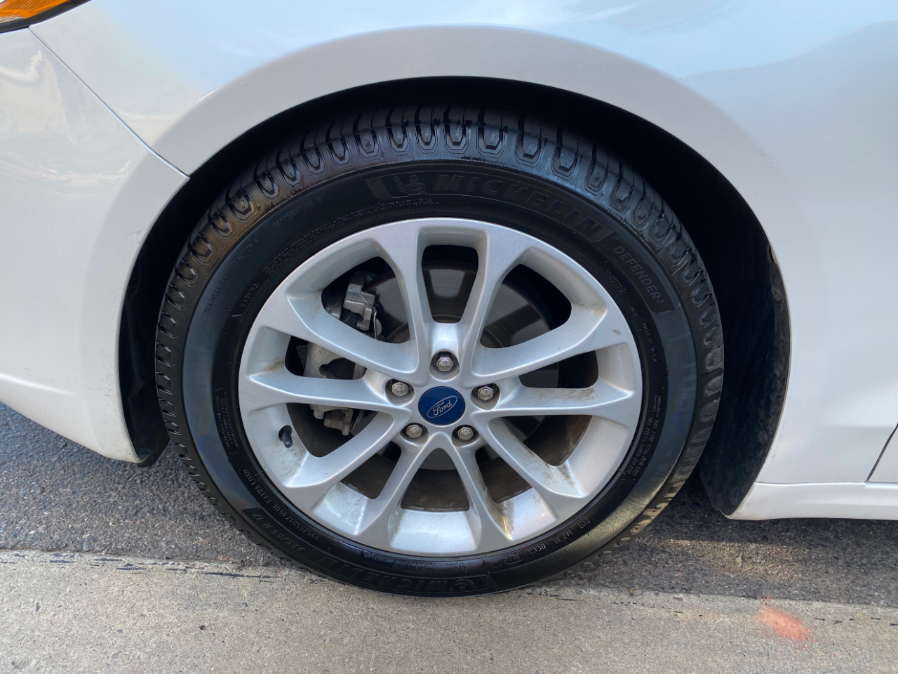 Ford Fusion SE FWD 2019