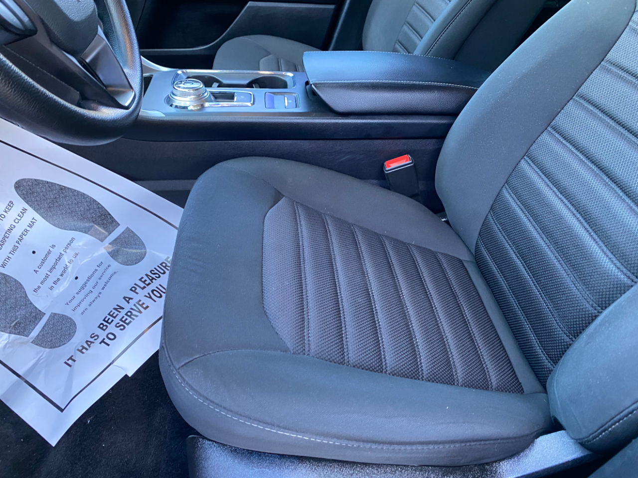 Ford Fusion SE FWD 2019