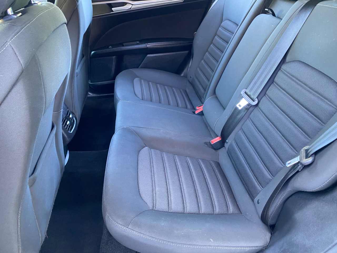 Ford Fusion SE FWD 2019