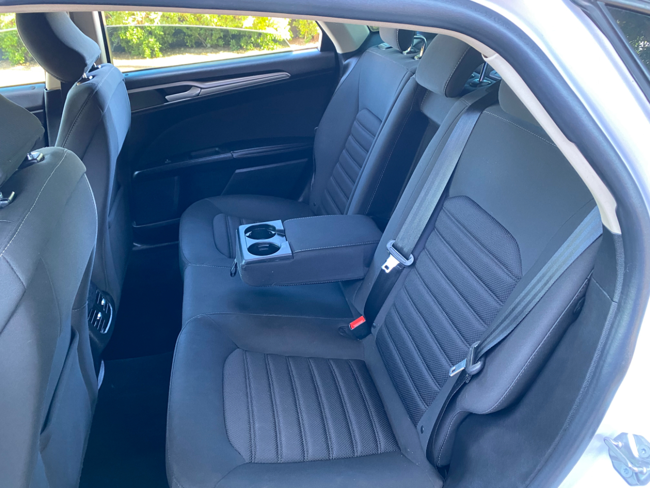 Ford Fusion SE FWD 2019