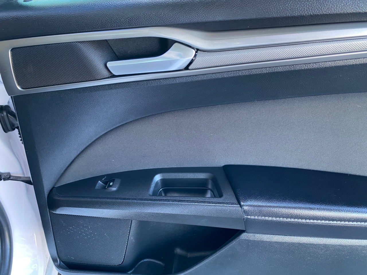 Ford Fusion SE FWD 2019