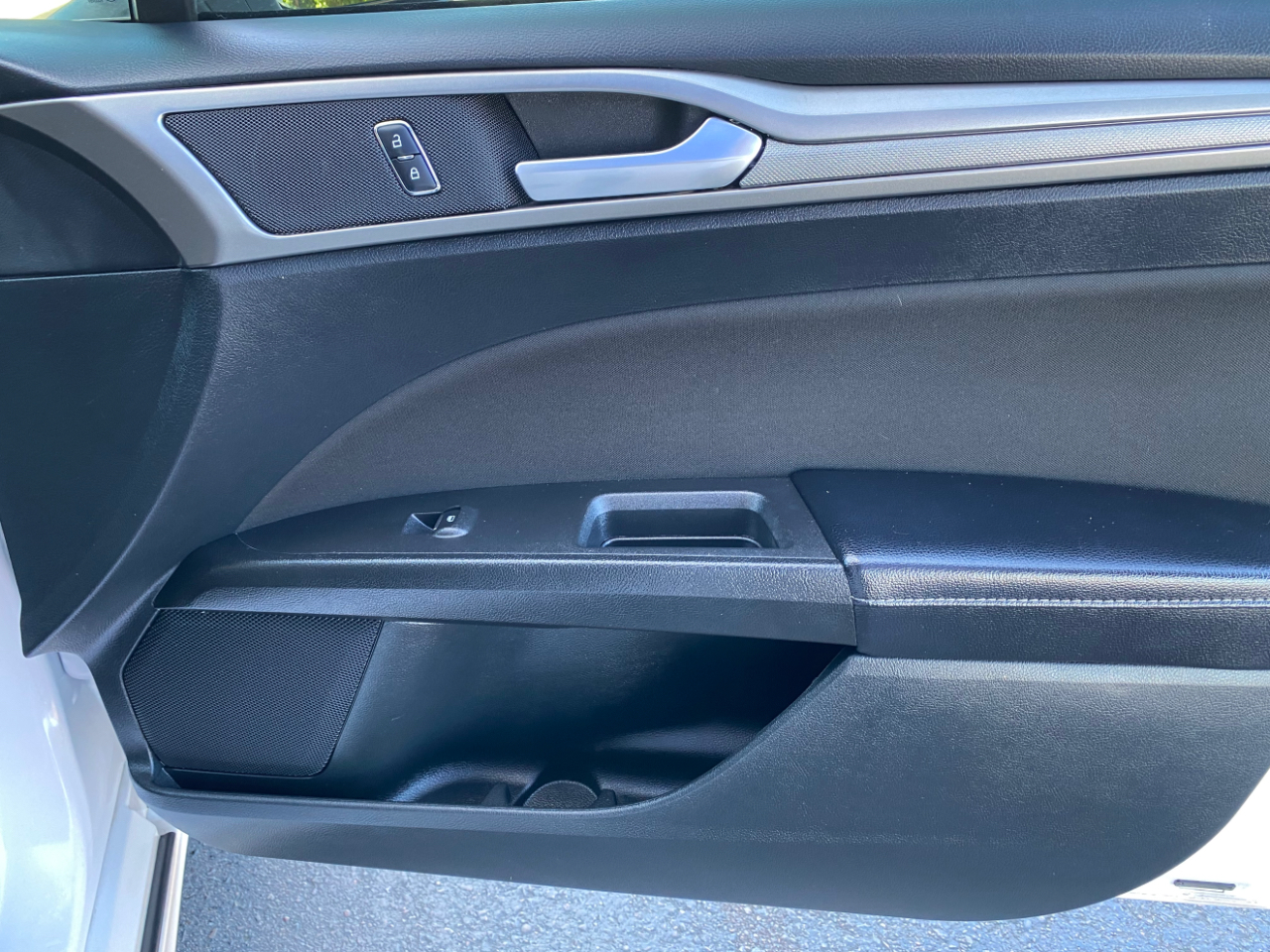 Ford Fusion SE FWD 2019