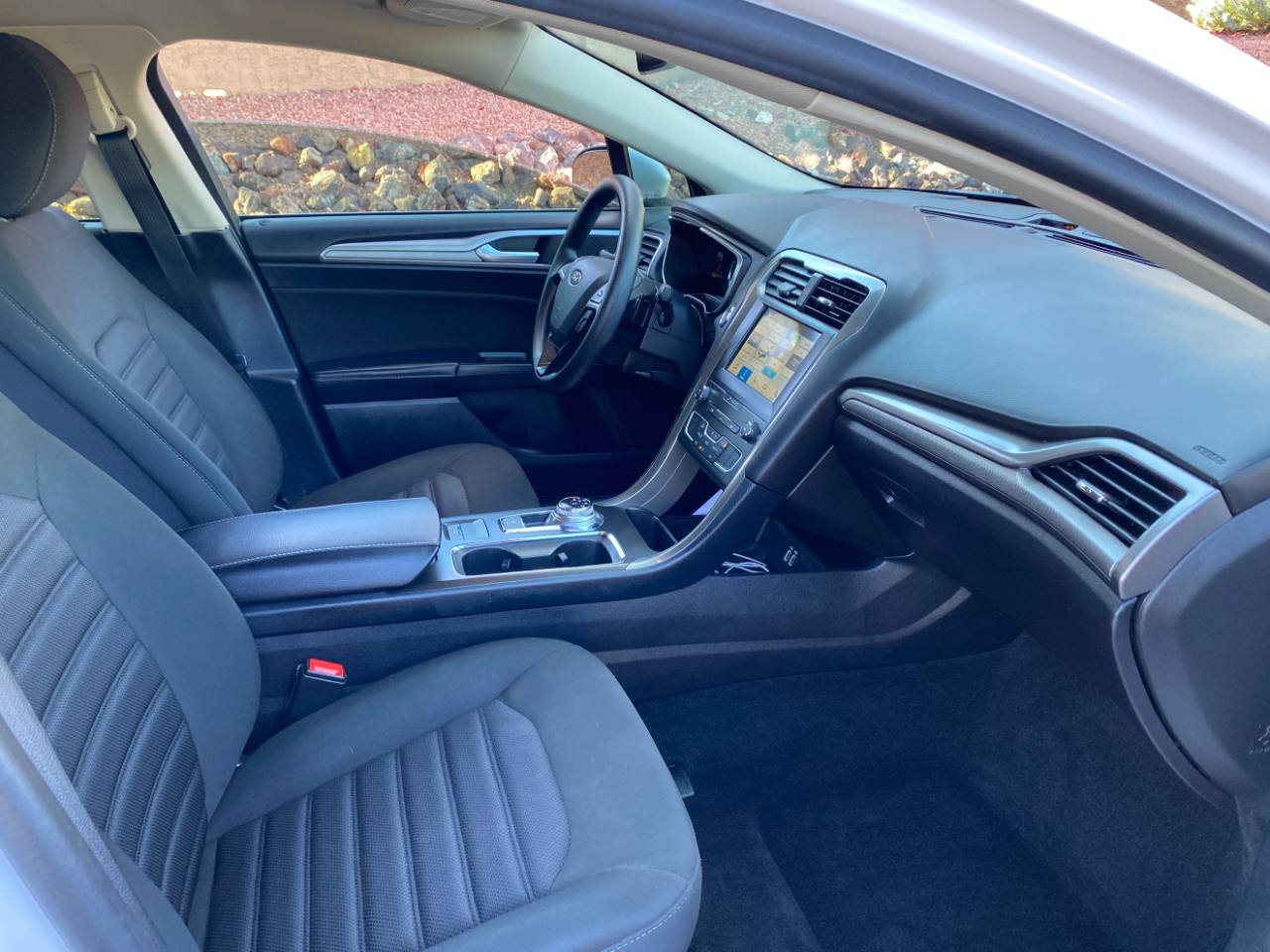 Ford Fusion SE FWD 2019