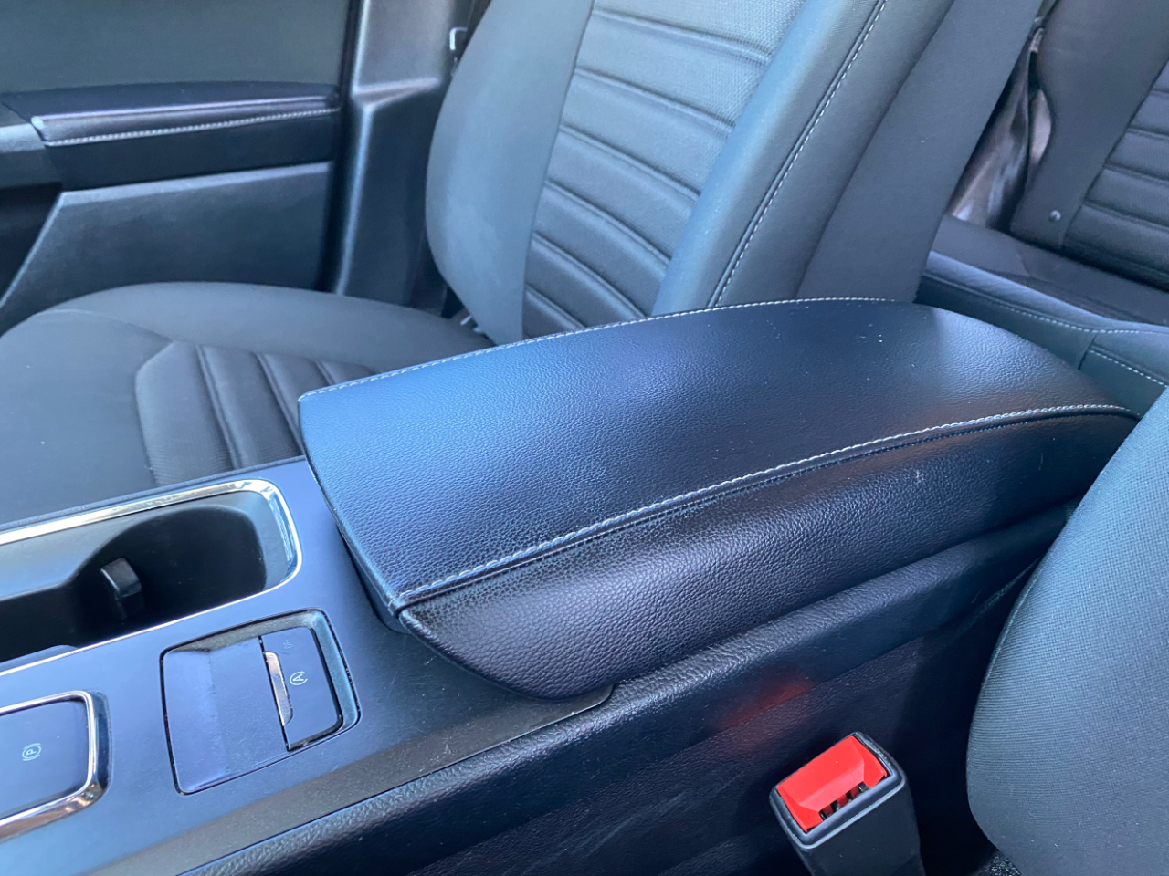 Ford Fusion SE FWD 2019