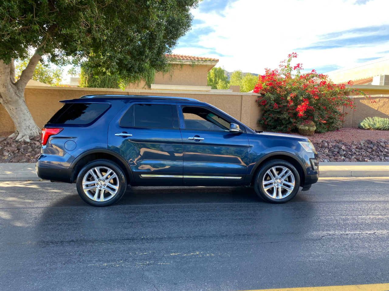 Ford Explorer 4WD 4dr Limited 2016