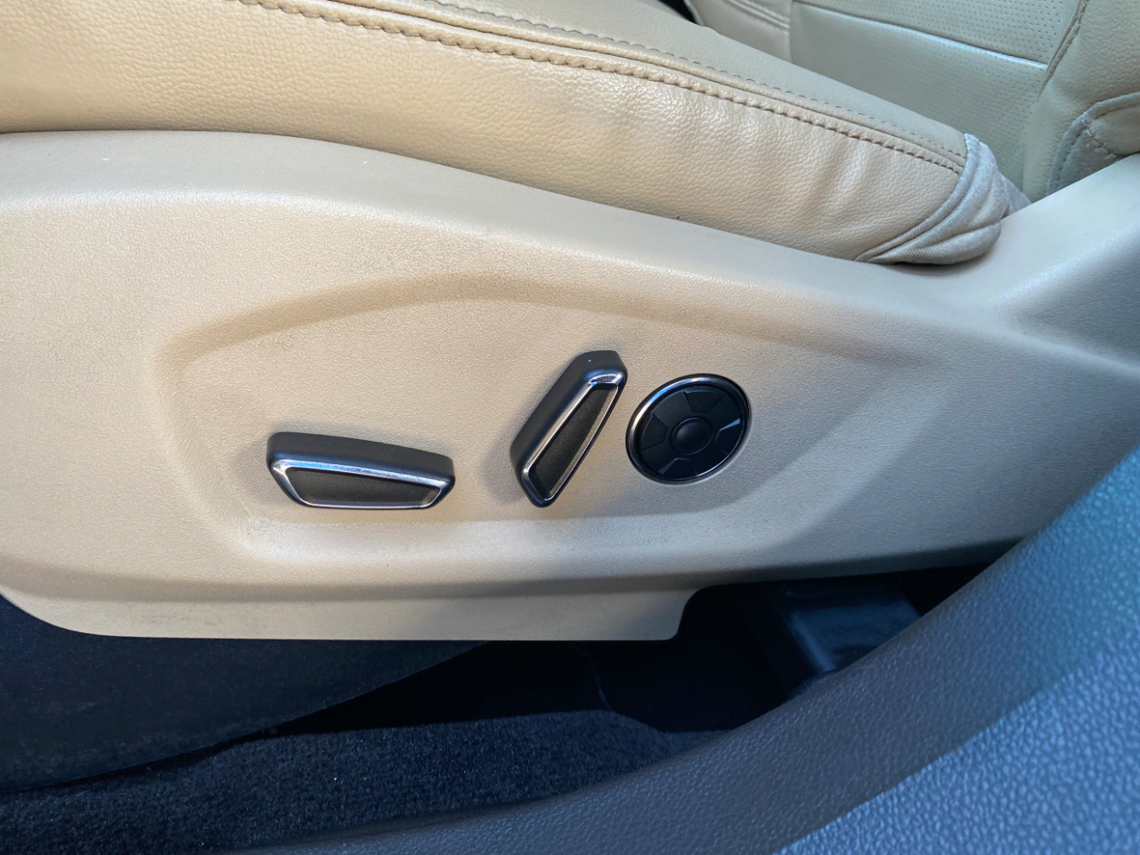 Ford Explorer 4WD 4dr Limited 2016