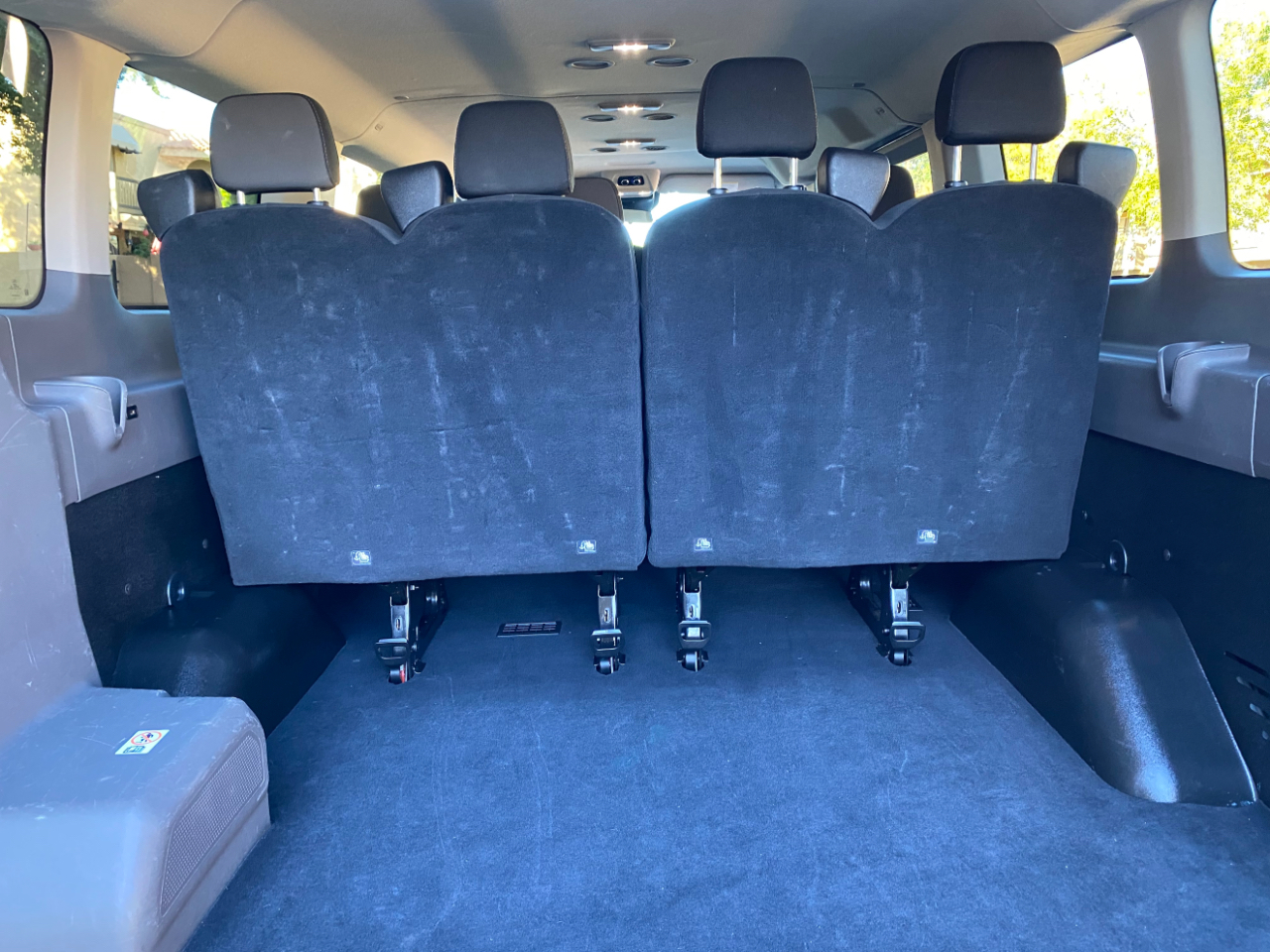 Ford Transit Passenger Wagon T-350 148" Low Roof XLT RWD 2023