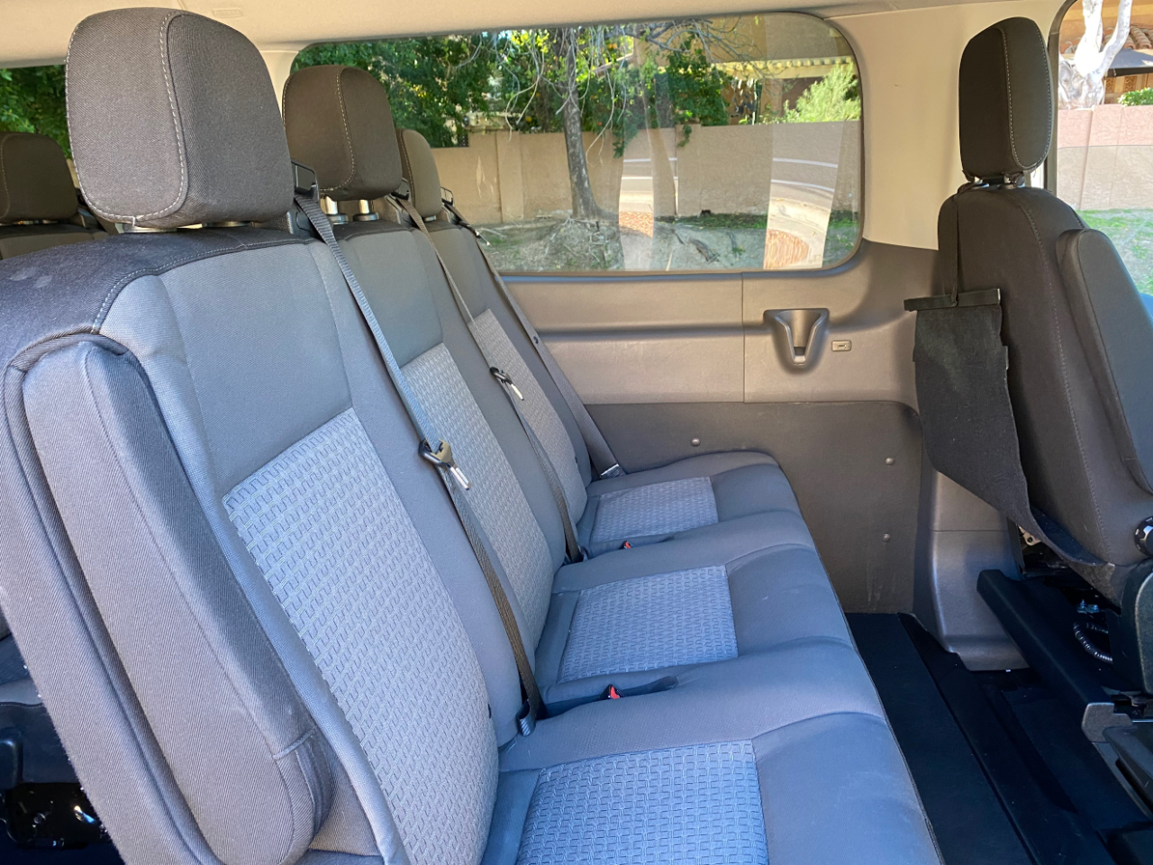 Ford Transit Passenger Wagon T-350 148" Low Roof XLT RWD 2023