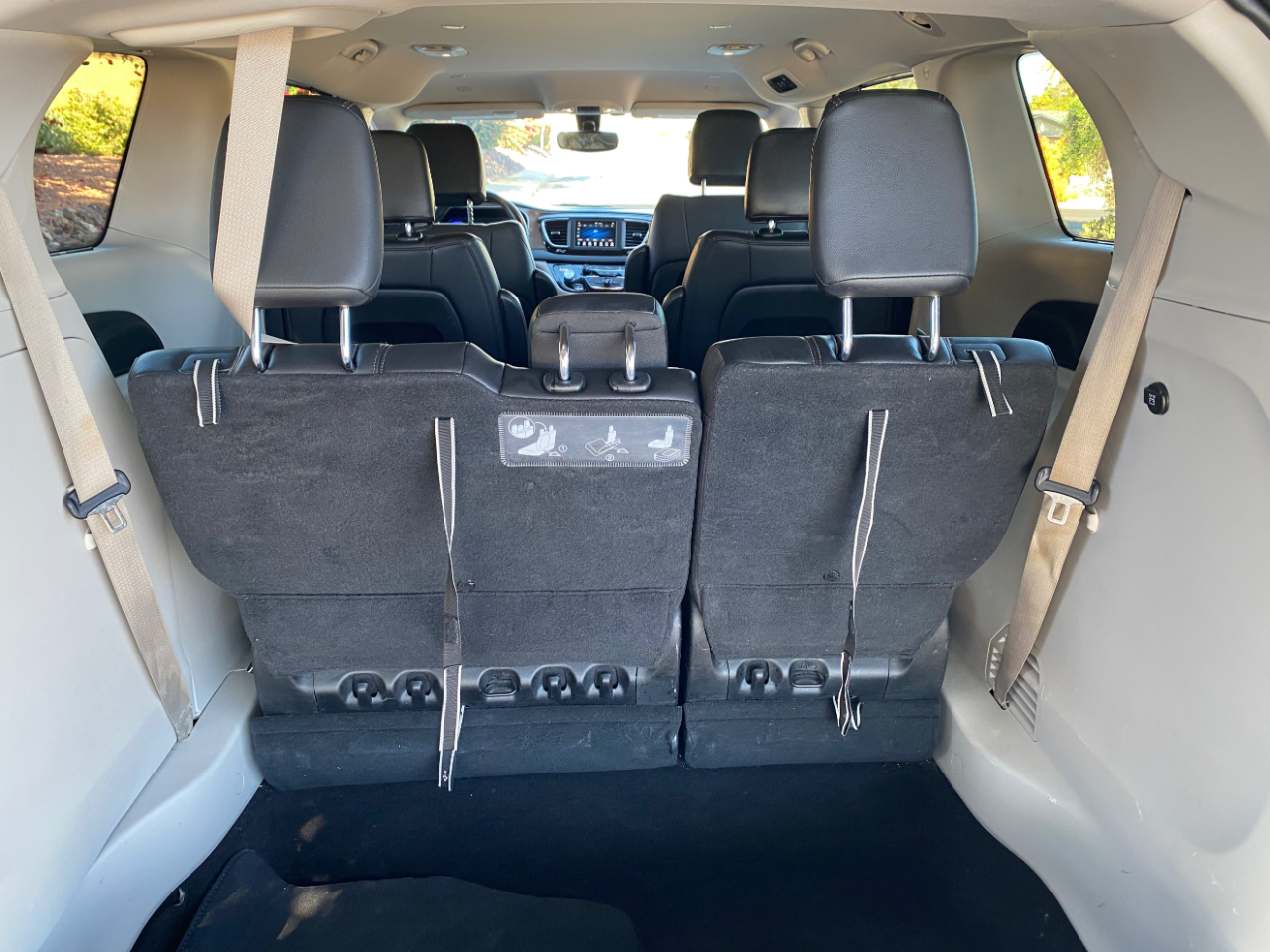 Chrysler Pacifica Touring L FWD 2018