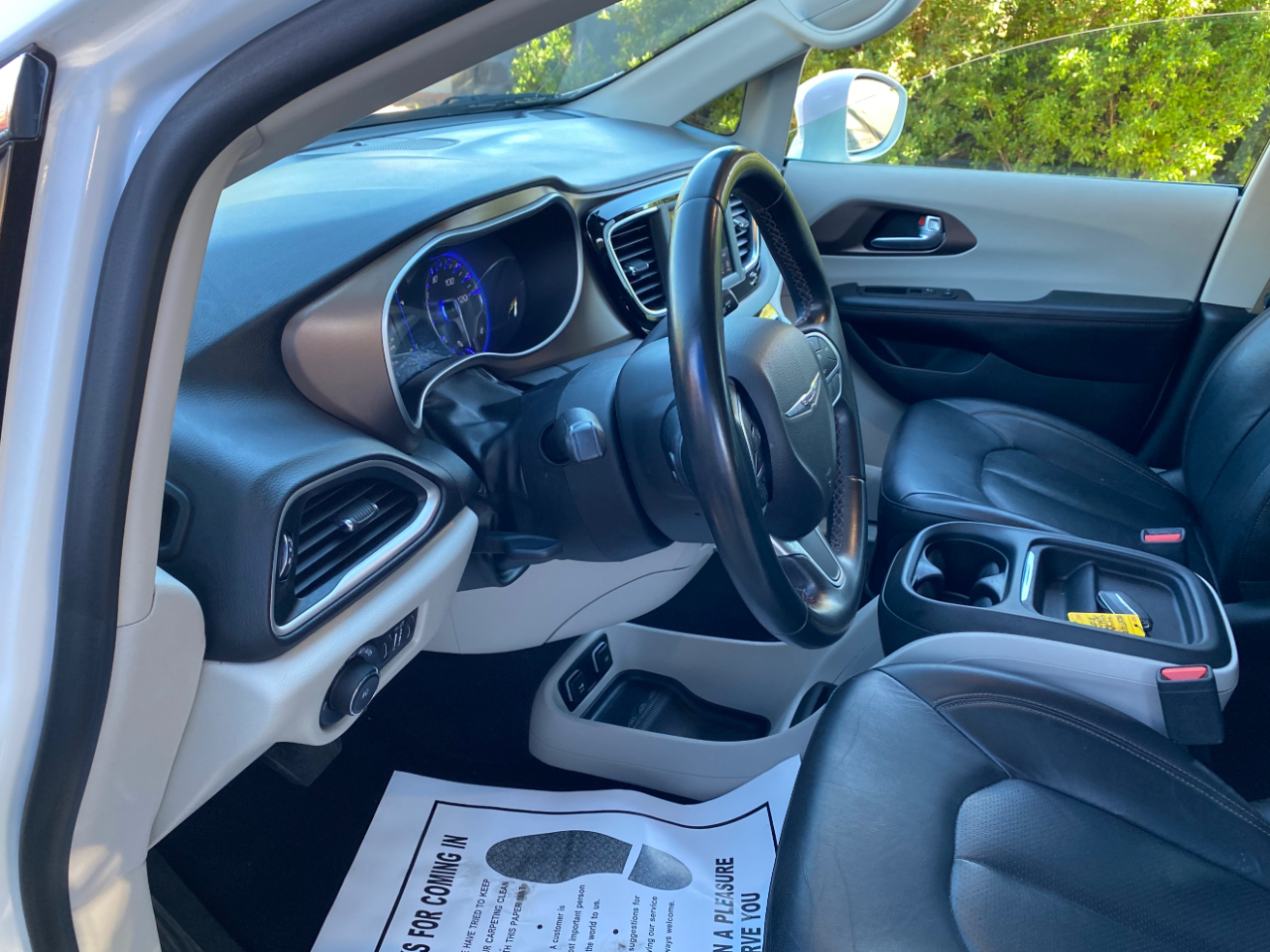 Chrysler Pacifica Touring L FWD 2018