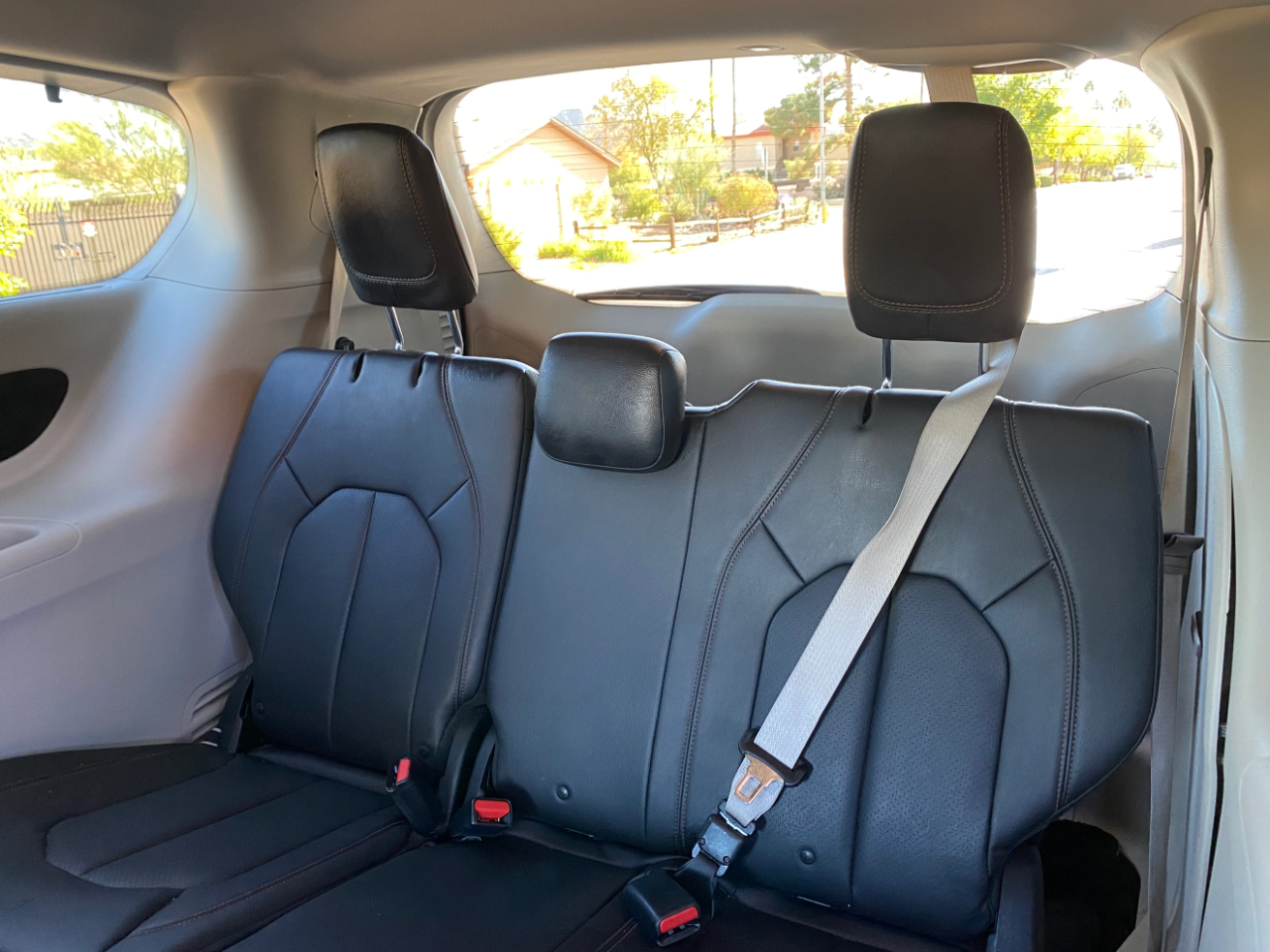 Chrysler Pacifica Touring L FWD 2018