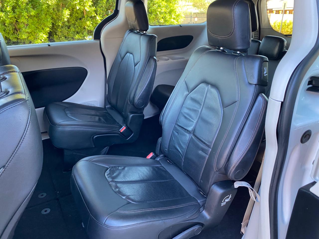 Chrysler Pacifica Touring L FWD 2018