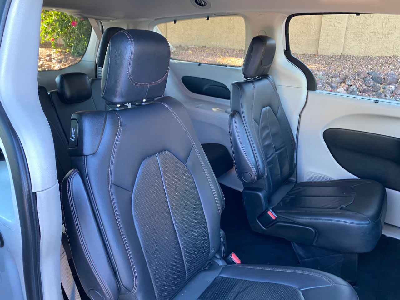 Chrysler Pacifica Touring L FWD 2018