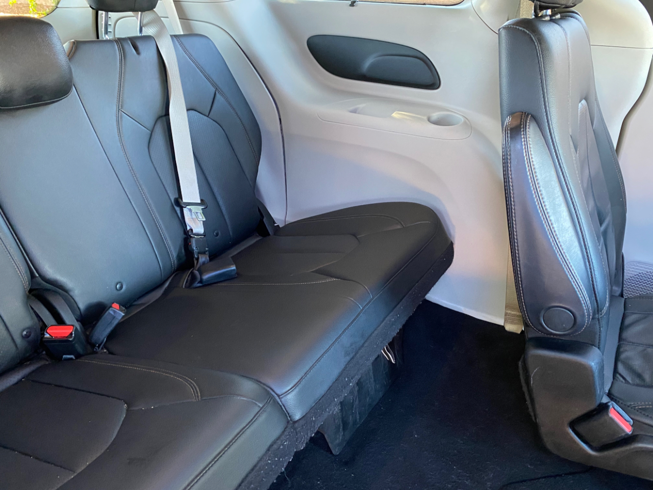 Chrysler Pacifica Touring L FWD 2018