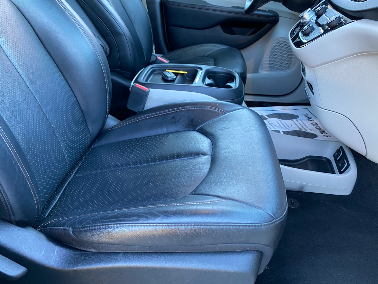 Chrysler Pacifica Touring L FWD 2018