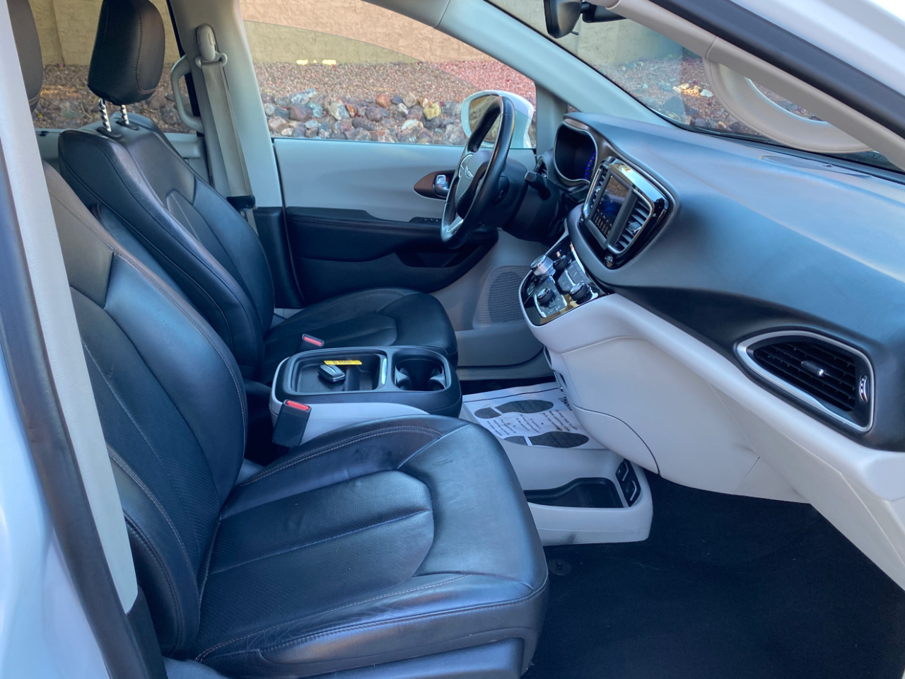 Chrysler Pacifica Touring L FWD 2018
