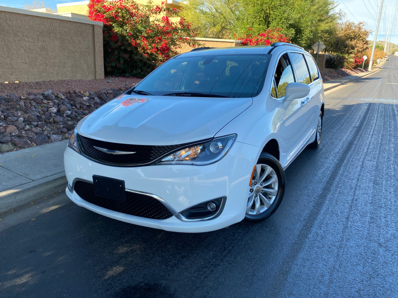 Chrysler Pacifica Touring L FWD 2018