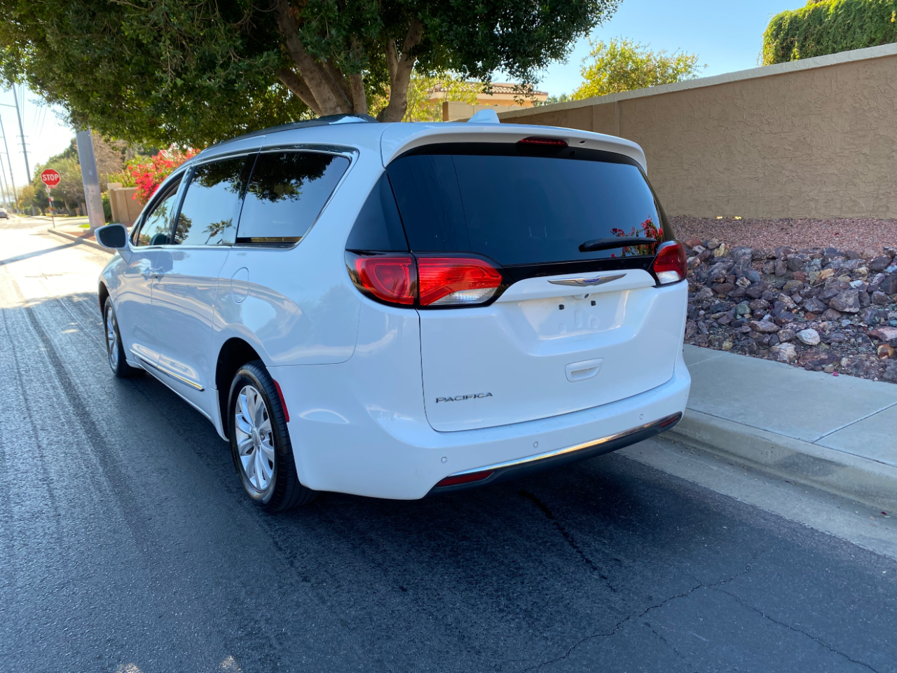 Chrysler Pacifica Touring L FWD 2018