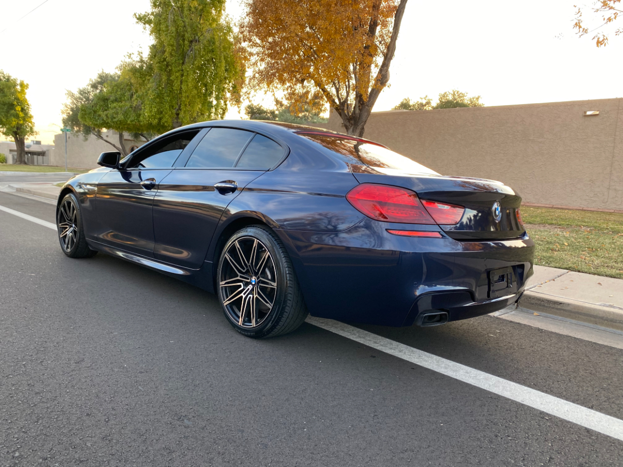 BMW 6 Series 4dr Sdn 650i RWD Gran Coupe 2015