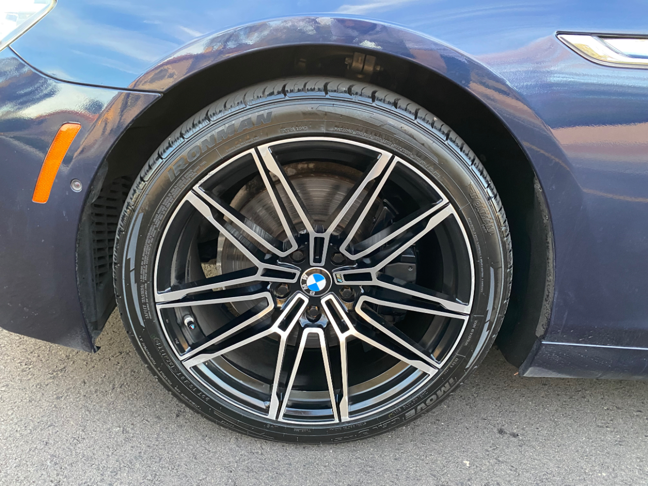 BMW 6 Series 4dr Sdn 650i RWD Gran Coupe 2015