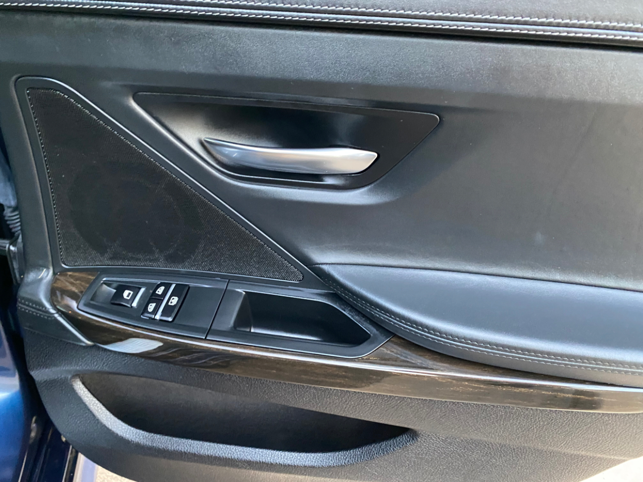 BMW 6 Series 4dr Sdn 650i RWD Gran Coupe 2015