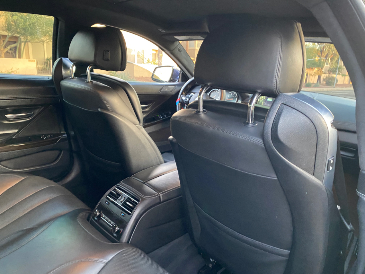 BMW 6 Series 4dr Sdn 650i RWD Gran Coupe 2015