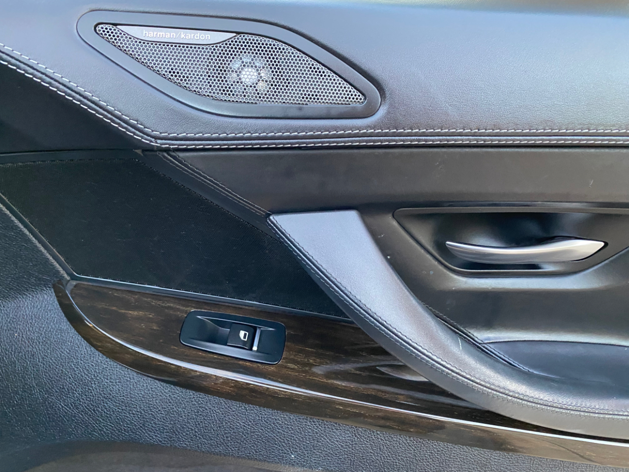 BMW 6 Series 4dr Sdn 650i RWD Gran Coupe 2015