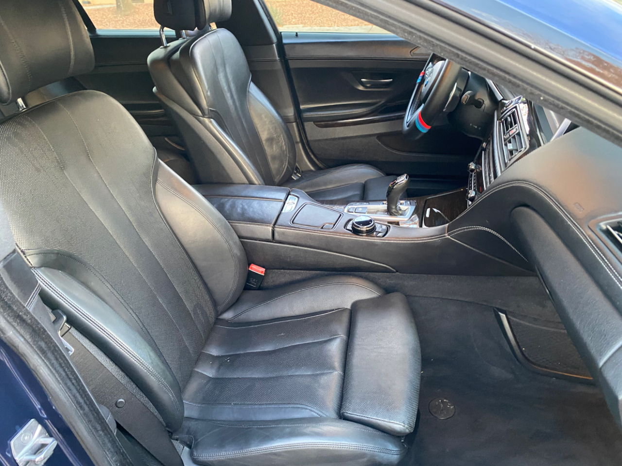 BMW 6 Series 4dr Sdn 650i RWD Gran Coupe 2015