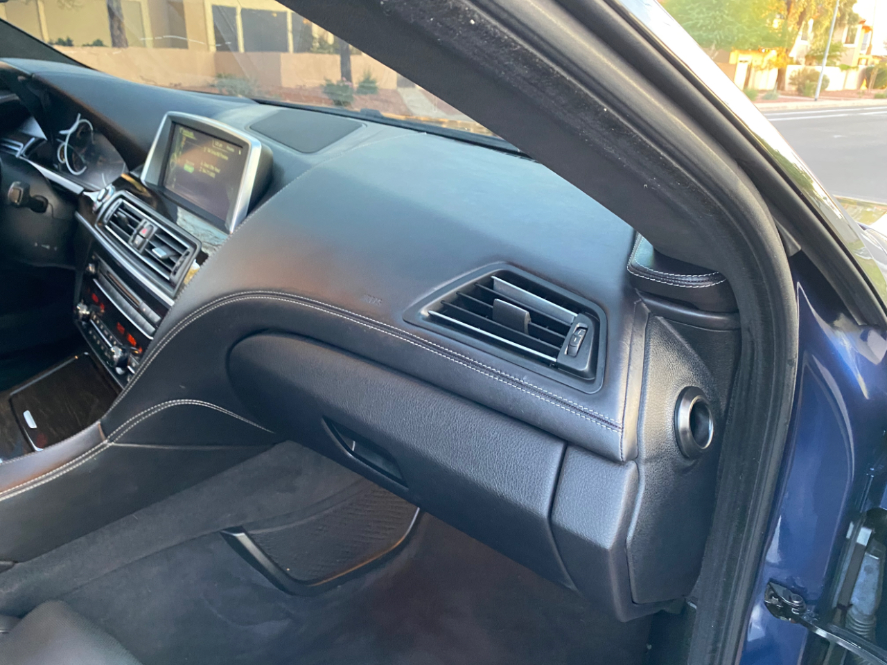 BMW 6 Series 4dr Sdn 650i RWD Gran Coupe 2015