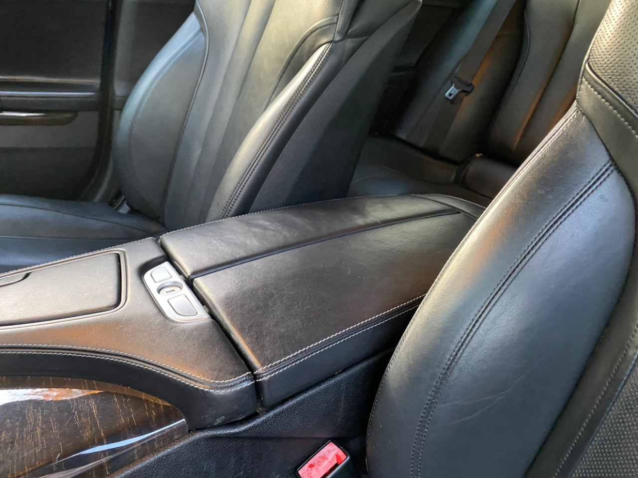 BMW 6 Series 4dr Sdn 650i RWD Gran Coupe 2015