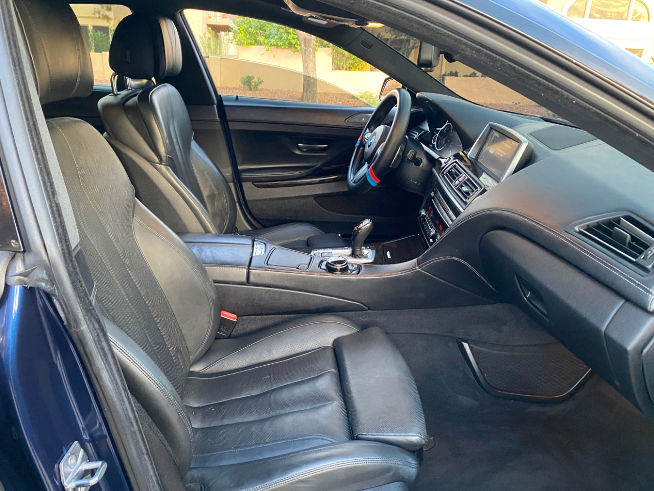 BMW 6 Series 4dr Sdn 650i RWD Gran Coupe 2015