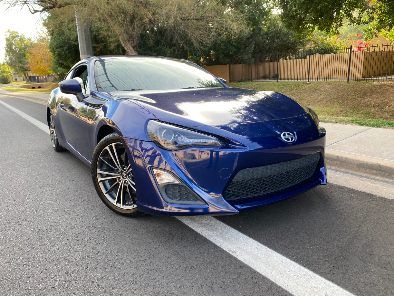 Scion FR-S 2dr Cpe Auto (Natl) 2016