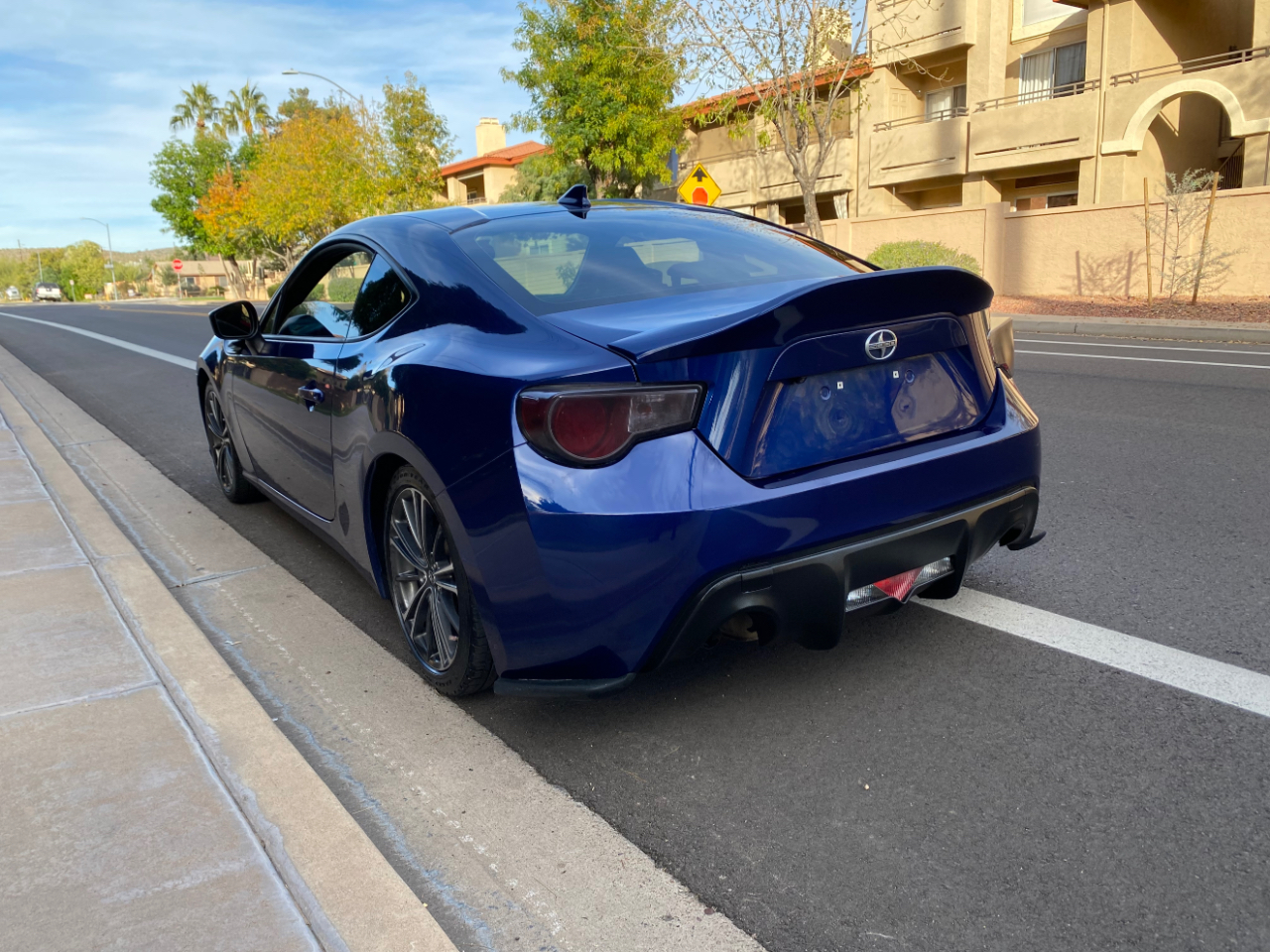 Scion FR-S 2dr Cpe Auto (Natl) 2016